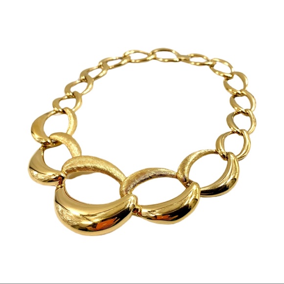 Vintage NAPIER Gold Chunky Chain Link Necklace - Picture 3 of 8